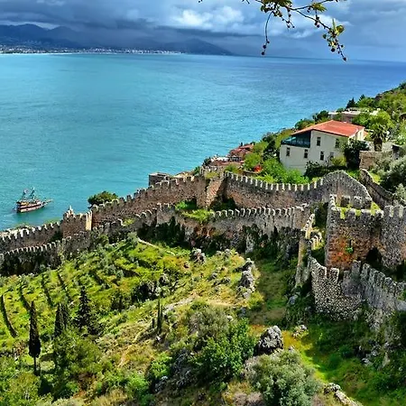 Alona Kargicak Villa Alanya